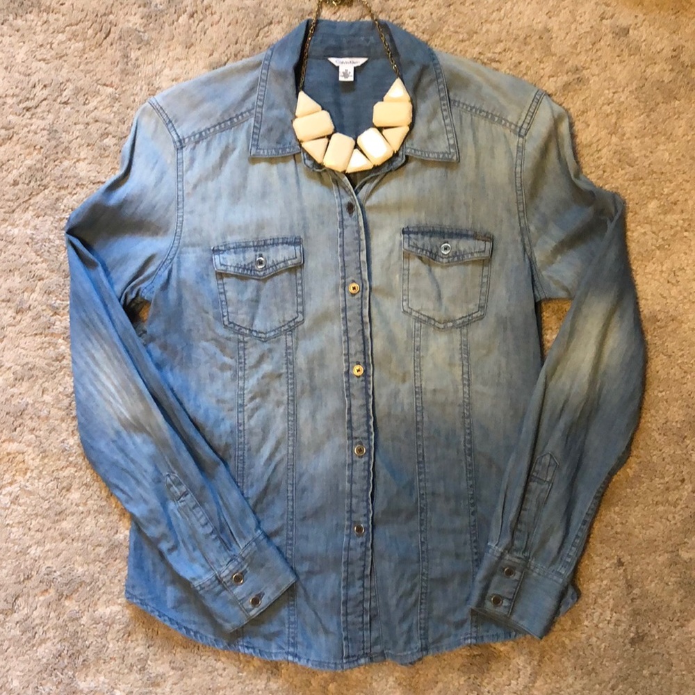 Ombré Chambray top